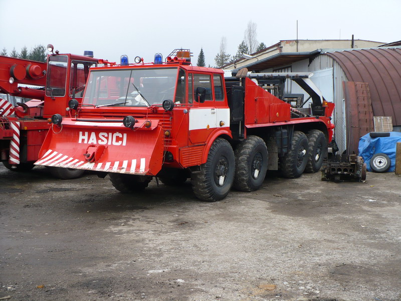 T813_3.JPG