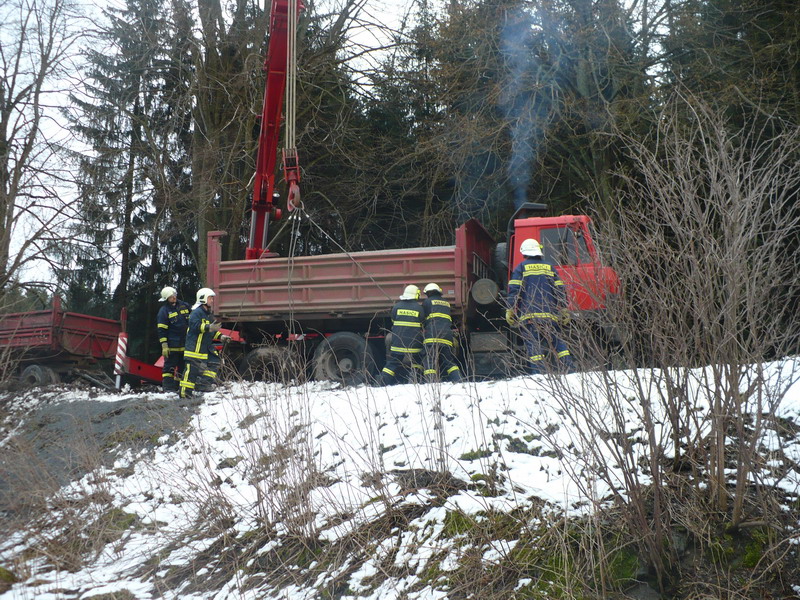 Nehoda Počátky 2.4.10_8.JPG